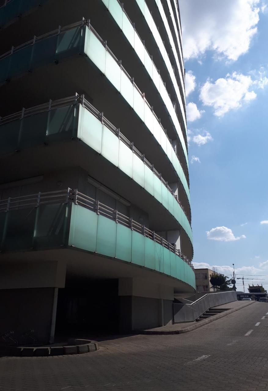 Top Level Residence Oradea Extérieur photo